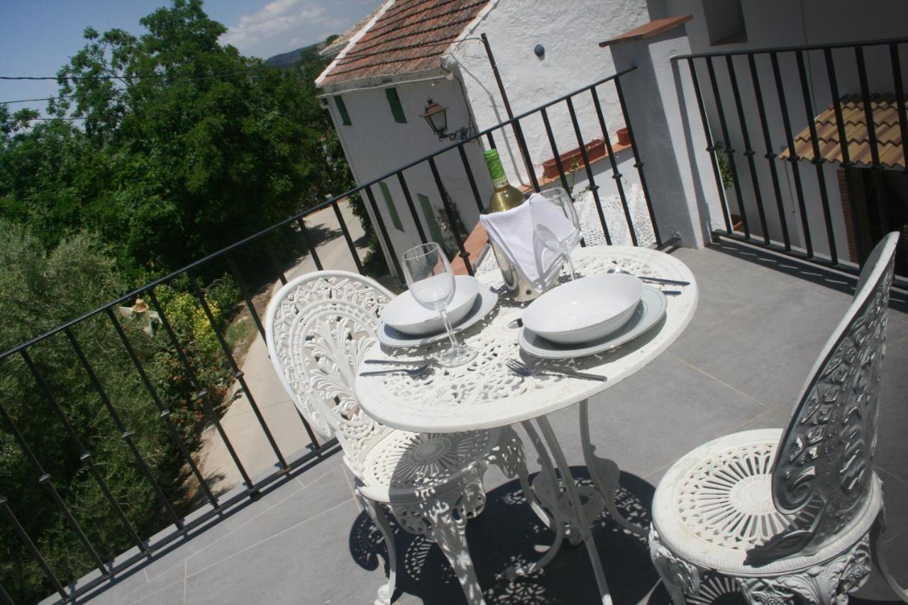 La Pluma Hotel Iznájar Exterior foto
